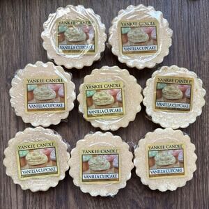 LOT OF 8 Yankee‎ Candle Retired "VANILLA CUPCAKE" ~ Food ~ Tarts Wax Melts ~ NEW
